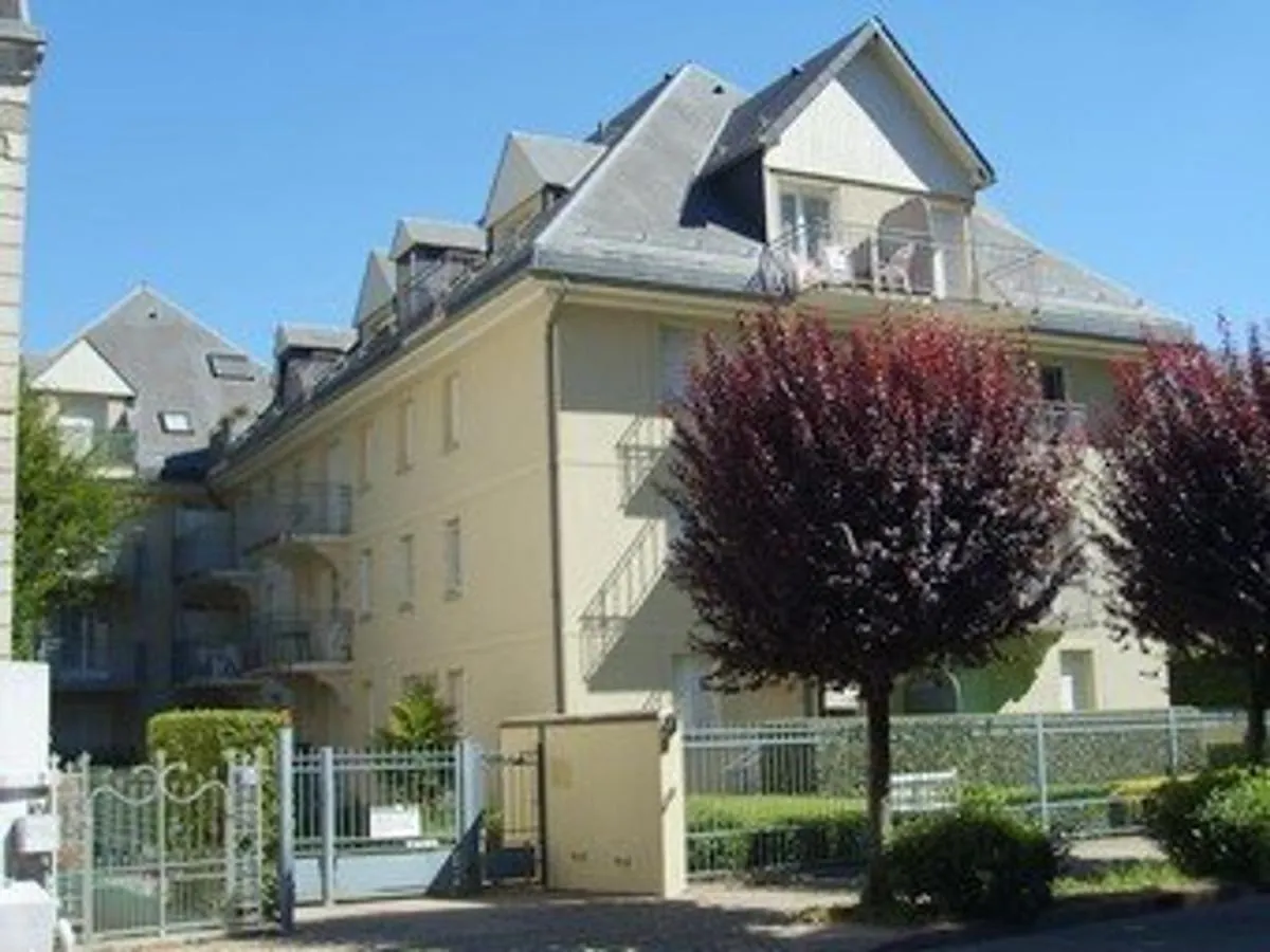 Appartement T3 Sud Avec Balcon Et Parking A Bagneres-De-Luchon - 4 Pers. - Fr-1-313-178